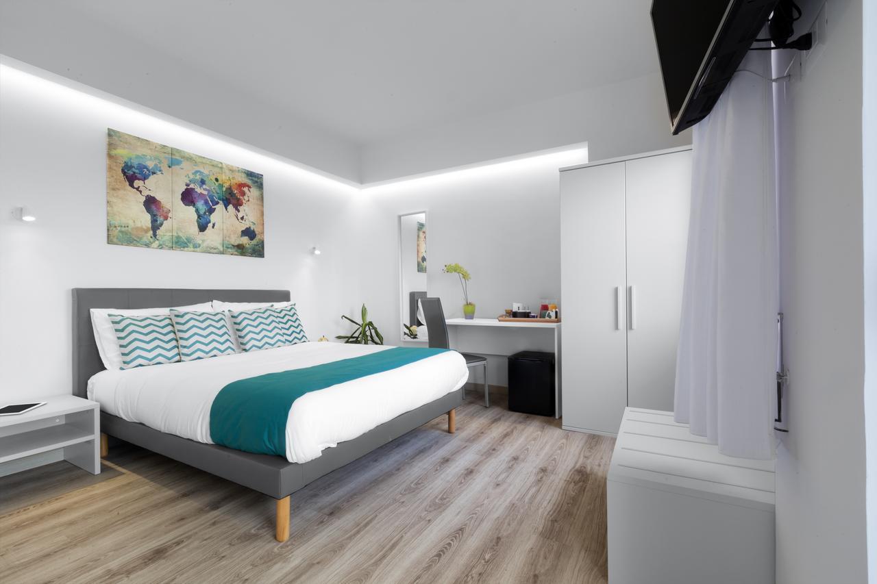 Sirocco Suites Сант'Агнело Екстериор снимка